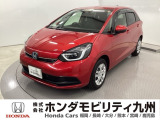 【FIT】のハイブリッド車が入庫しました。当社デモカーです。整備記録簿や取扱説明書なども勿論揃っています。使用状況などもハッキリしている車両は安心してお乗り頂けます。