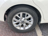 185/70R14純正アルミホイールを装着しています!スタッドレスタイヤなどもご相談下さい!
