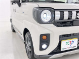 フォグランプ装着車です。暗い夜道の車両前方を明るく照らします
