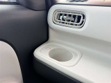 助手席側にも温める機能がついています