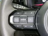ステアリングスイッチ装備!運転しながら手元でオーディオの操作などができます。