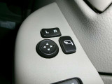 電動格納機能付きドアミラーです!
