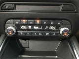 空調はAUTO エアコンですので、温度設定するだけで後は車が管理してくれます。快適な室内空間です!