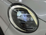LEDヘッドライトです。デザイン性がよくとても明るいので、夜間の走行や悪天候でも安心です。しかも長寿命!