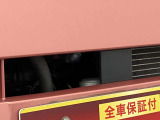 【アラウンドビューモニターカメラ装着車】クルマの前後左右に4つのカメラを設置。クルマを真上から見たような映像などを映し出す全方位モニターに