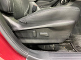 【パワーシート】スイッチ一つで簡単にシートの微調整が可能!電動だから力もいりません!快適なシートポジションにセットして、快適なドライブをお楽しみください。