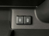【USB電源ソケット】スマートフォンの充電などに便利な2種類のUSB電源ソケットを装備。汎用性の高いType-Aと充電性能に優れたType-C
