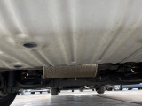 下回りがきれいなうちに、防錆加工の施工がオススメ。降雪地域はもちろん、沿岸部にお住いの方や、趣味でマリン・ウィンタースポーツをされる方にご好評いただいております。