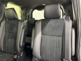 ゆとりある広々とした車内空間は、ドライブを始め買い物やレジャーなど、幅広く活躍します。一人でもみんなとでもお出かけを楽しみましょう!