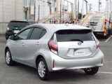 明るく広々、落ち着いた店内では、中古車のご検討・ご購入のほか、携帯電話(au)の購入等、様々なご相談に幅広く応えていきます♪