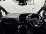 見通しのよいすっきりとした視界で、誰でも運転しやすいです。運転のしやすさは疲れにくさにも繋がりますよ♪
