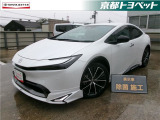 こちらの車両はご成約後に当社指定の新品タイヤ4本に交換いたします。 プラチナホワイトパールのプリウス入荷しました。