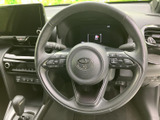 グリップ感の良いステアリングは、長距離運転でも疲れにくい設計です。快適なドライビングをサポートします。