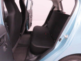 当社では全車、納車前にサービス工場で12ヶ月点検相当の整備を実施しております。そこで確認された不具合箇所は修理しておりますのでご安心下さい。