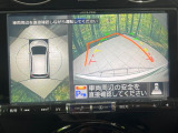 【アラウンドビューモニター】専用のカメラにより、上から見下ろしたような視点で360度クルマの周囲を確認することができます☆死角部分も確認しやすく、狭い場所での切り返しや駐車もスムーズに行えます。