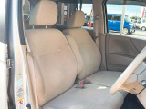 当店では軽自動車から普通車まで幅広くオールメーカーの車種・色・グレードを豊富に揃えております。
