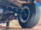 お車を安心してお乗りいただく為には、足回りの定期点検が欠かせません。サービスサポート(有償保証)では無料点検もご提供しており、安心のカーライフをお過ごしいただけるサポート体制が整っています。