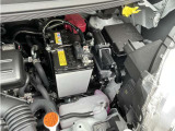 エンジンルーム内の写真です。