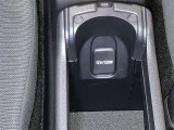 12V/120Wのアクセサリーソケットが付いています。