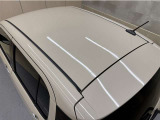 &rdquo;屋根の状態もしっかり確認出来ます。トヨタ中古車「まるごとクリーニング」でピカピカです。&rdquo;