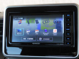 ラジオ・テレビ/Bluetoothオーディオ、その他アプリケーションなどの機能で楽しむことができます。