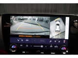 上から車両を見下ろしたような映像をナビゲーション画面に表示する「パノラミックビューモニター(床下透過表示機能付き)も搭載しています。
