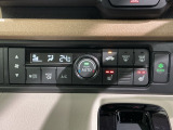 クルーズコントロールを装備しています。高速道路などで一定の速度で走ってくれるので運転が楽ですよ!速度を設定できますので、スピードの出しすぎにも注意できます。