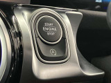 メモリー付きパワーシートが装備されている車両はシートの位置・ドアミラーの角度・ハンドルの位置を3名まで記憶出来ます。