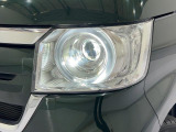 【LEDヘッドライト】LEDヘッドライトは消費電力が少ないので寿命が長いですよ!明るさも十分で、夜間走行の負担を和らげてくれます、オート点灯システムも付いております