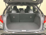 広々としたラゲージスペースを備えています。大きなものや長さのある荷物もしっかりと積み込めます。