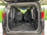 【パワーバックドア】スマートキーや運転席のボタンを押すだけでリアゲートが自動で開閉します!荷物を持っている時や、高い位置にあるバックドアを閉める際に便利な機能です♪