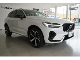 XC60 ウルトラ T6 AWD プラグイン ハイブリッド 4WD 