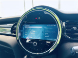 ◆LIBERALAは、輸入車選びの新たなスタイルを提案するインポート・セレクト・ブランドです。オーナー様となる方がクルマから直接感じる感性を第一にした、最良の一台との出会いをコーディネートいたします。