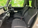 運転しやすいように配置された操作系が魅力。直感的に操作でき、運転に集中できます。快適なドライブをサポートします。