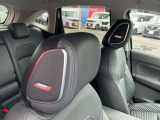 BOSEパーソナルプラスサウンドシステム(8スピーカー、パーソナルスペースコントロール)が付いています。