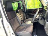 運転席シート廻りは使用感も少なく、良好な状態となっています。丁寧に使われていたことがよくわかりますね。