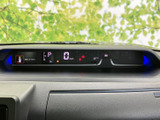視認性の高いメーターで、運転に必要な情報を的確に把握。運転状況を常に確認でき、安全運転をサポートします。デザインも洗練されています。