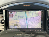豊富な機能が搭載されたナビ・オーディオ。快適なドライブをサポートし、地図表示やオーディオ操作も簡単に行えます。