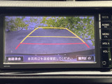 バックモニター付きで、狭い場所での駐車も安心。後方の状況を的確に把握し、安全な運転をサポートします。ガイドラインも表示され、よりスムーズな駐車操作が可能です。