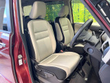 運転席シート廻りは使用感も少なく、良好な状態となっています。丁寧に使われていたことがよくわかりますね。