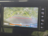 狭い場所での駐車も安心です。後方の状況を画面で確認できるので、安全に駐車操作を行うことができます。