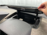 ダッシュボードに小物等収納出来ます