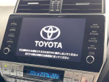 【メーカー純正ナビ】インテリアに溶け込むスタイリッシュな「専用設計」メーカーナビを装備♪視認性や操作性など基本性能にも優れ、より上質なカーライフをお楽しみいただけます。