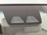 前方車だけでなく歩行者にも反応して自動でブレ-キが作動するスマ-トアシストIII装備!!