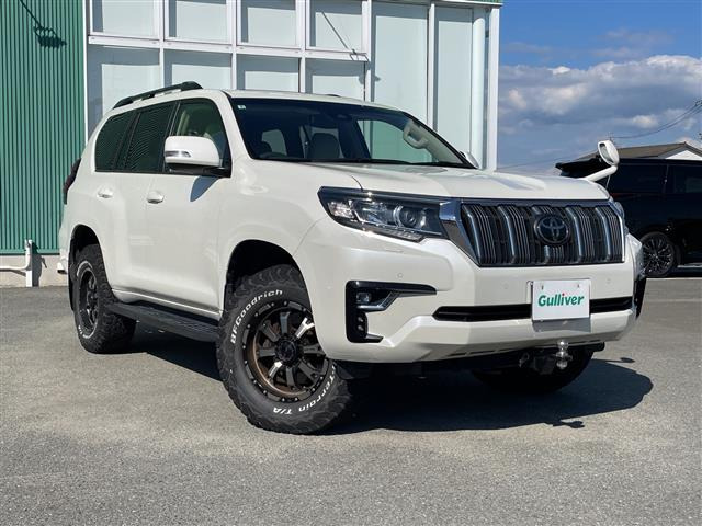ランドクルーザープラド 2.8 TX ディーゼル 4WD 本革シート