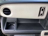 ご成約のおクルマ全て、エンジンオイルを交換してご納車させていただきます!また、点検時に消耗品の状態確認も行い必要に応じて新品交換させていただきます!