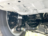 お車を安心してお乗りいただく為には、足回りの定期点検が欠かせません。サービスサポート(有償保証)では無料点検もご提供しており、安心のカーライフをお過ごしいただけるサポート体制が整っています。