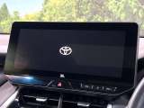 【12.3インチワイドナビ】高級感とインパクトのある大型ワイドナビを装備。各種オーディオ操作はもちろん、横長ワイド画面でのマップ2分割表示など、利便性も高いナビです♪