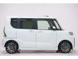 県内13店舗にて常時500台以上ダイハツ車を展示中です。見て、触って、納得のいく一台をぜひ見つけてください。