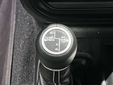 高品質な車両をご提供すること、保証体制はもちろん、何よりも、お客さまに安心と信頼を与えられる存在でなければなりません。そんな特別なスタッフになる、これが当社全スタッフの目標です。